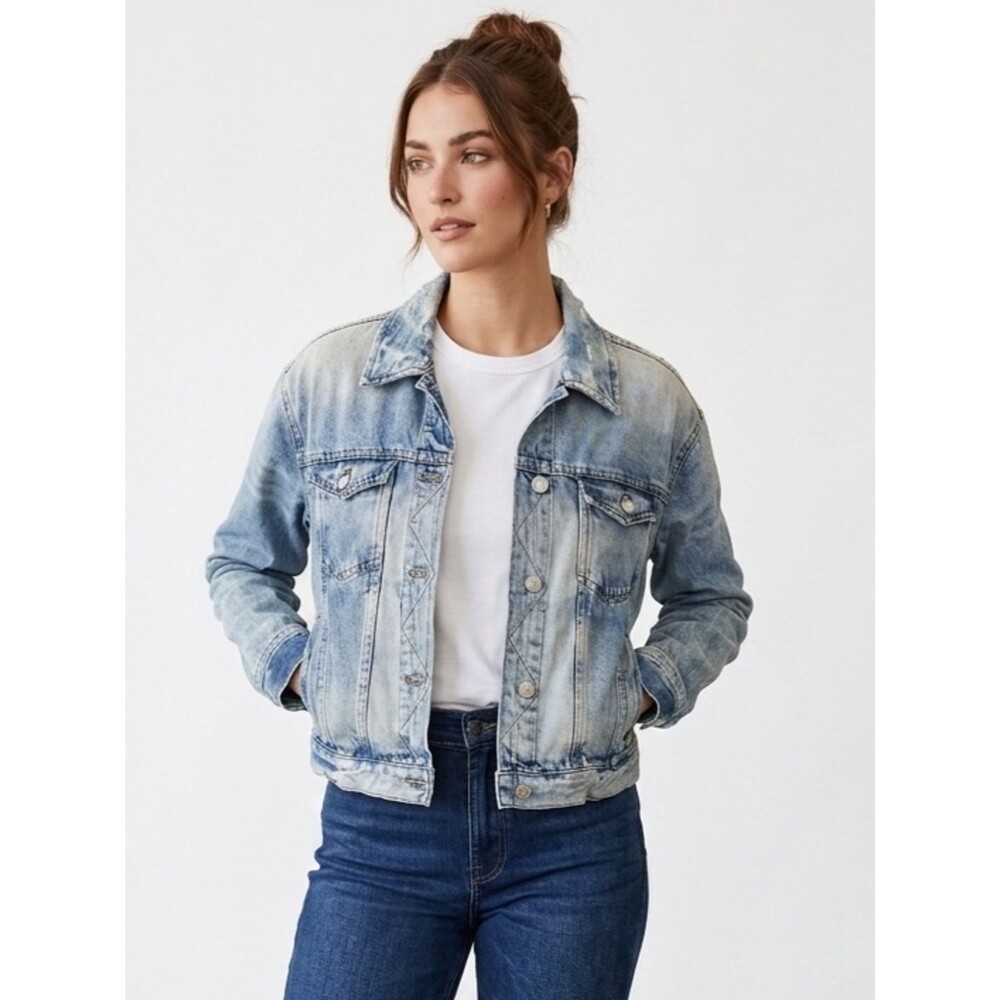 Madewell Boxy Crop Blue Washed Denim Jacket Medium